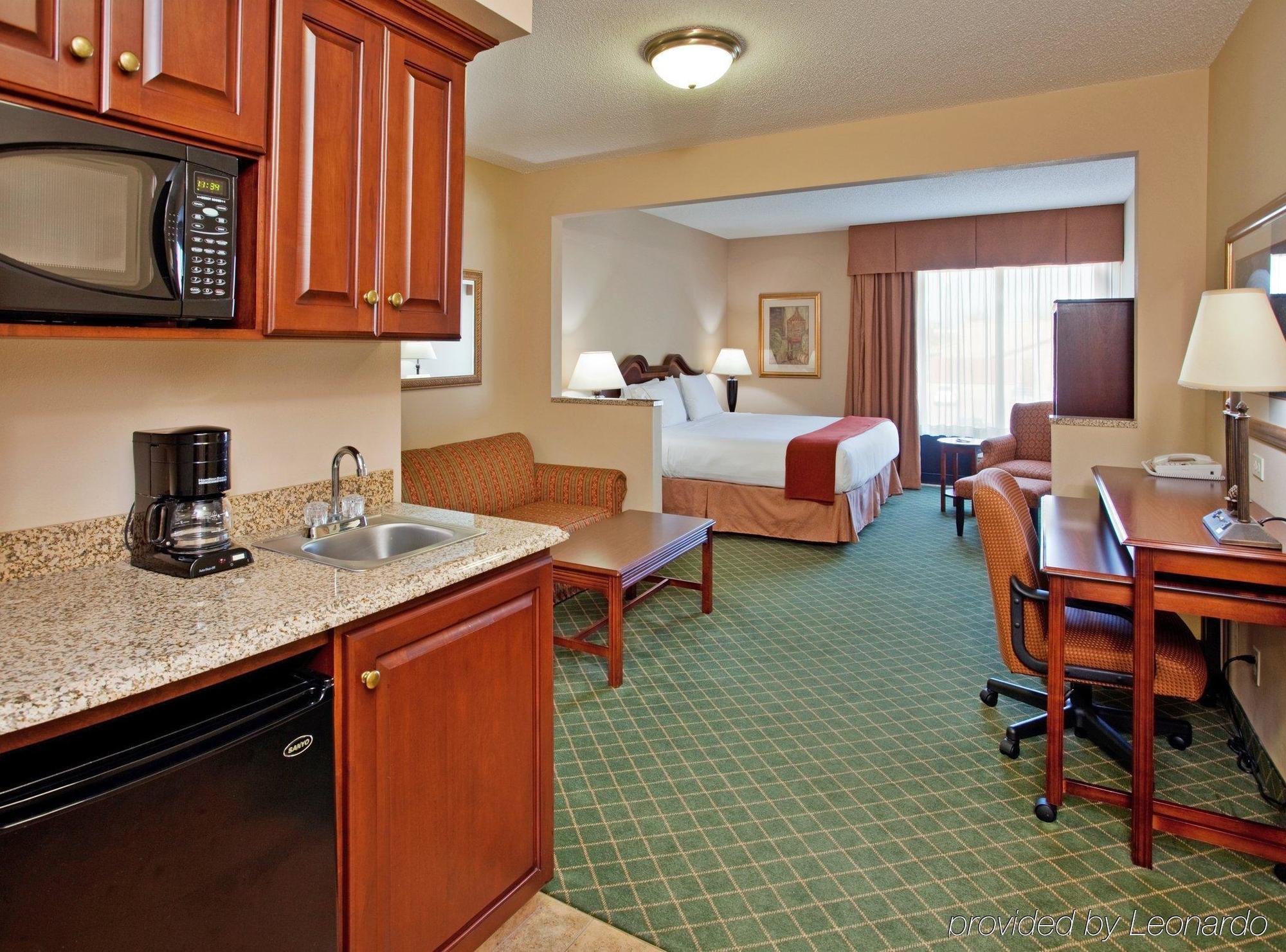 Holiday Inn Express Hotel & Suites Cape Girardeau I-55 By Ihg Zimmer foto