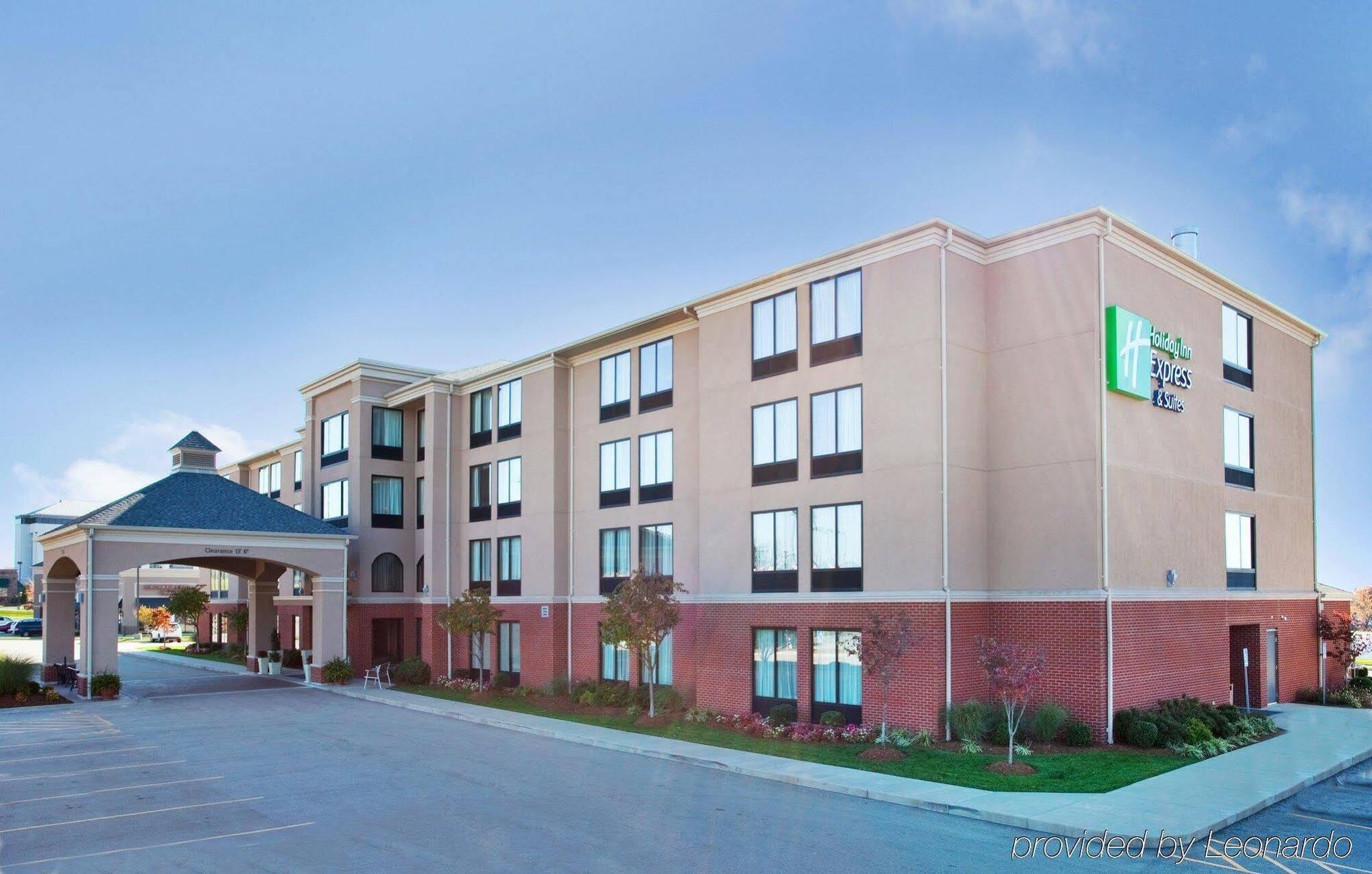 Holiday Inn Express Hotel & Suites Cape Girardeau I-55 By Ihg Exterior foto